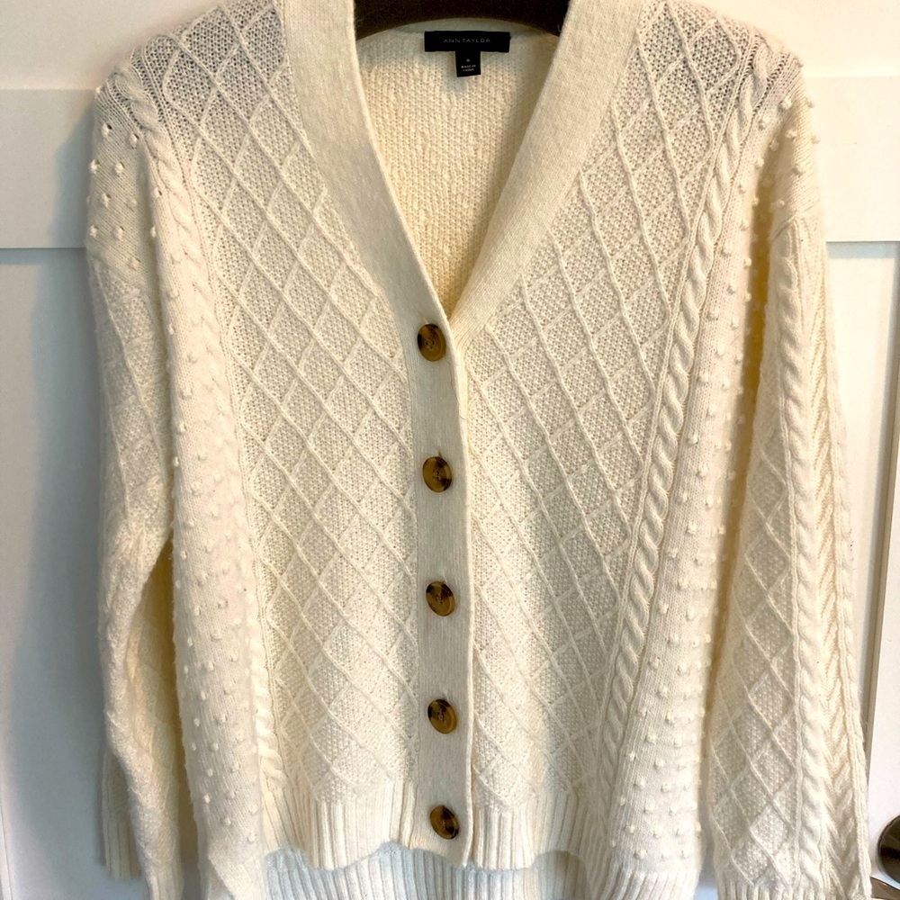 Anne Taylor long-sleeve cardigan sweater  in cream color.